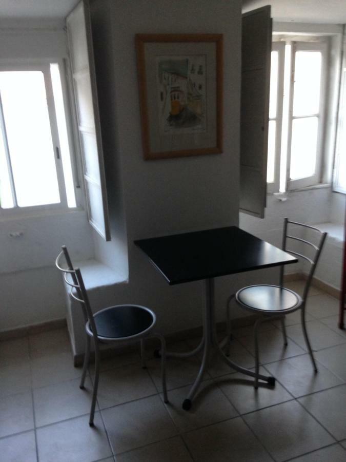 Acm Lisbon Ostello Esterno foto